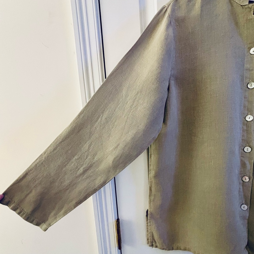J. Jill Button Up Shirt linen sage green abalone buttons long sleeve small top - Picture 6 of 7